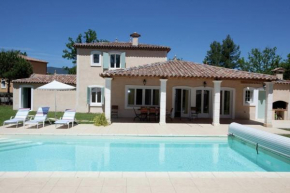 Villa with whirlpool, golfcourse at 1 km